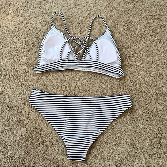 CUPSHE Navy & White Stripped Triangle Top Bikini - Picture 6 of 8